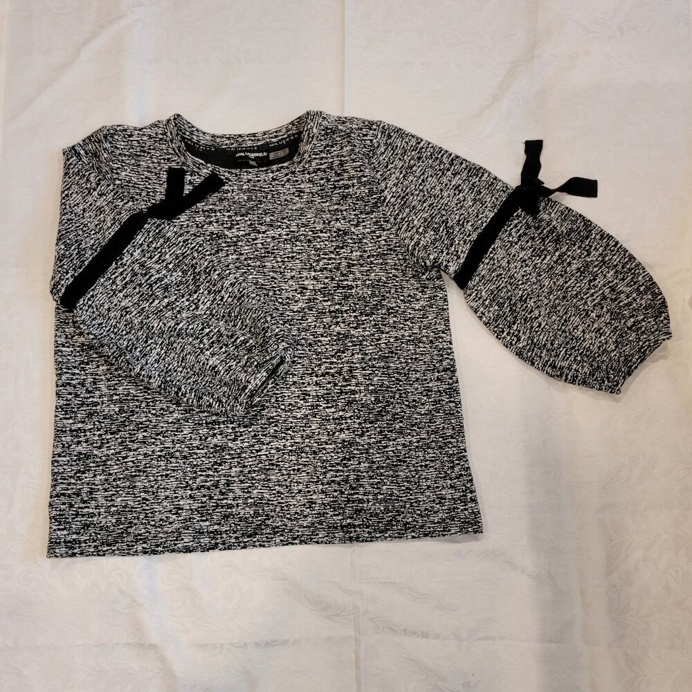 EUC Karl Lagerfeld Black/White Knit Top w/Puff Sleeves | Size Large